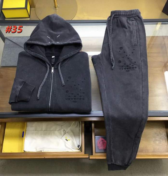 Picture of Maison Margiela Sweater Suits _SKUMaisonMargielaM-3XL12yr0741265